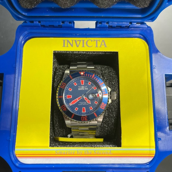 Invicta Men's Silver and Blue Watch - Picture 4 of 5